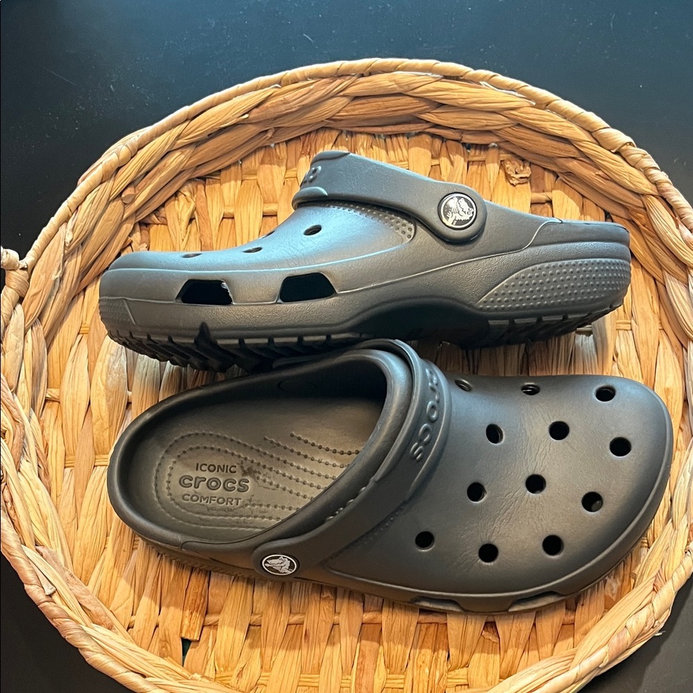 CROCS Comfort Clogs - Dark Gray - Picture 5 of 8